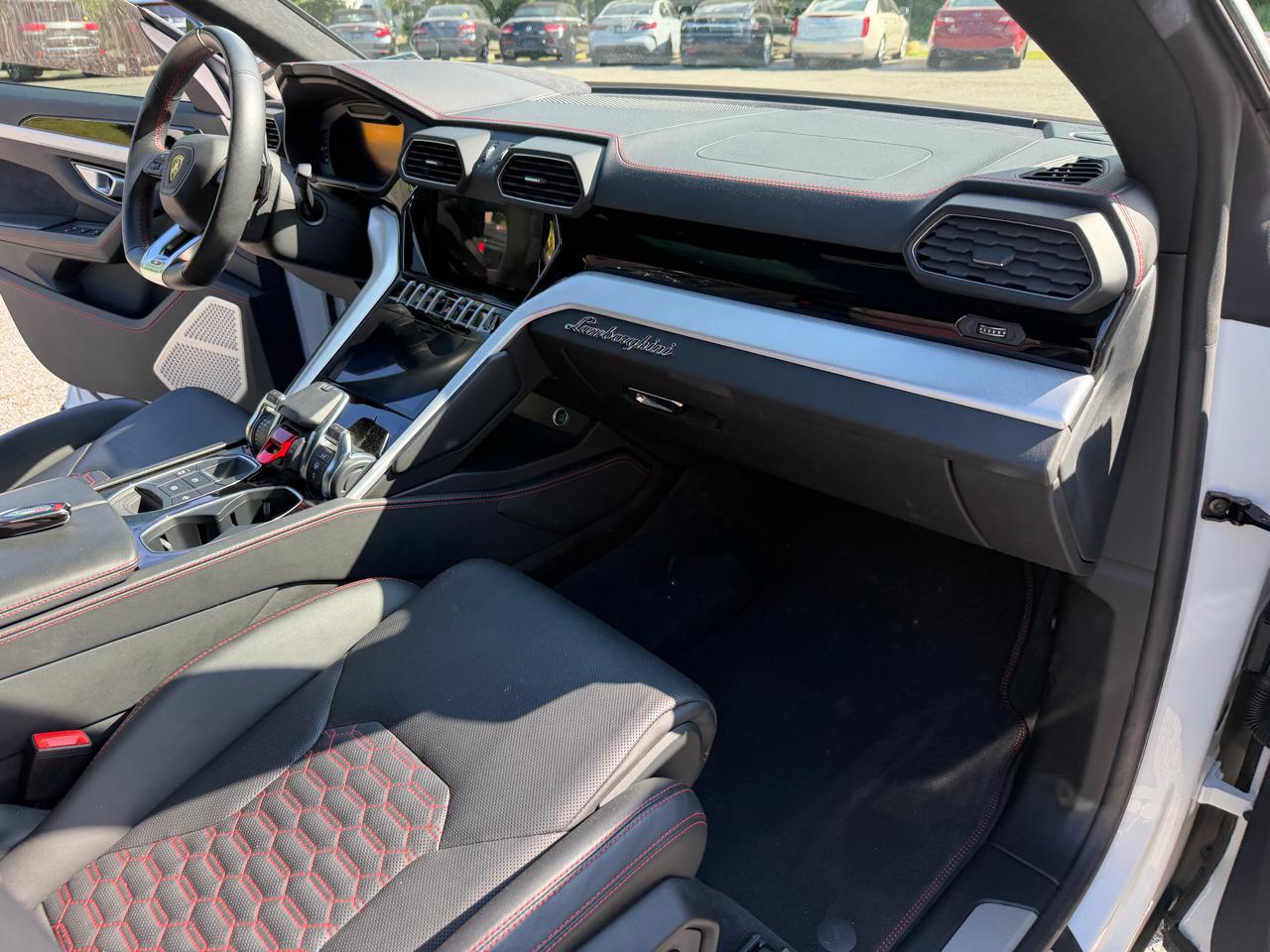 Lamborghini Urus AWD 2021