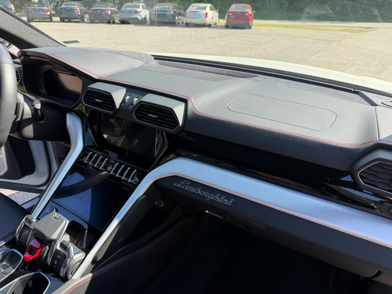 Lamborghini Urus AWD 2021