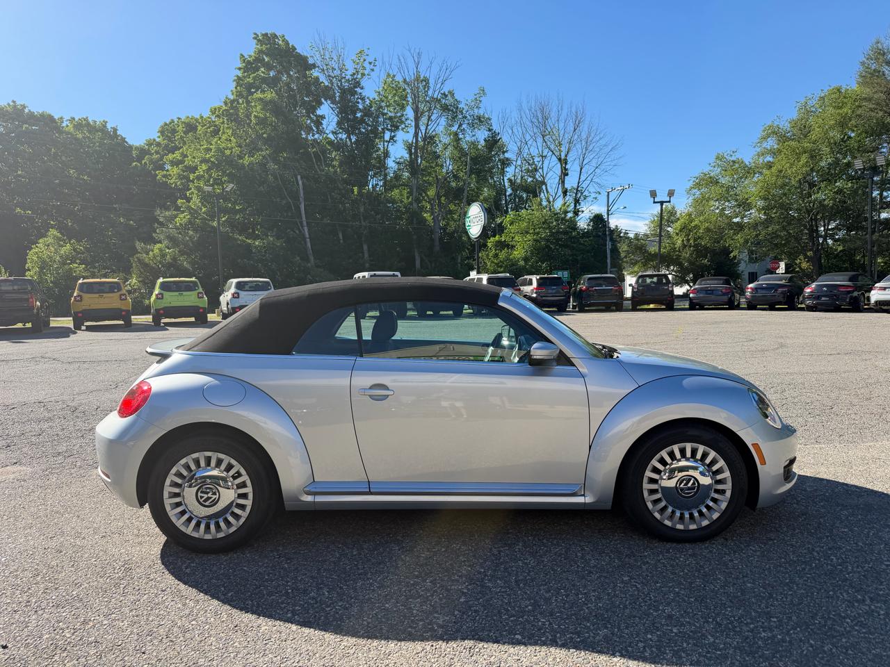 Volkswagen Beetle Convertible 2dr Auto 1.8T PZEV 2014