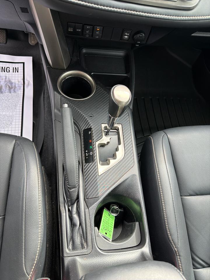 Toyota RAV4 AWD 4dr Limited (Natl) 2015
