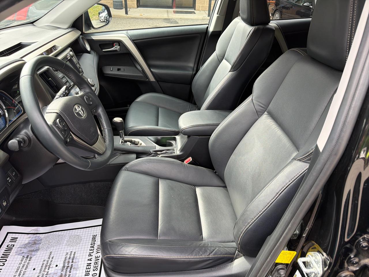 Toyota RAV4 AWD 4dr Limited (Natl) 2015