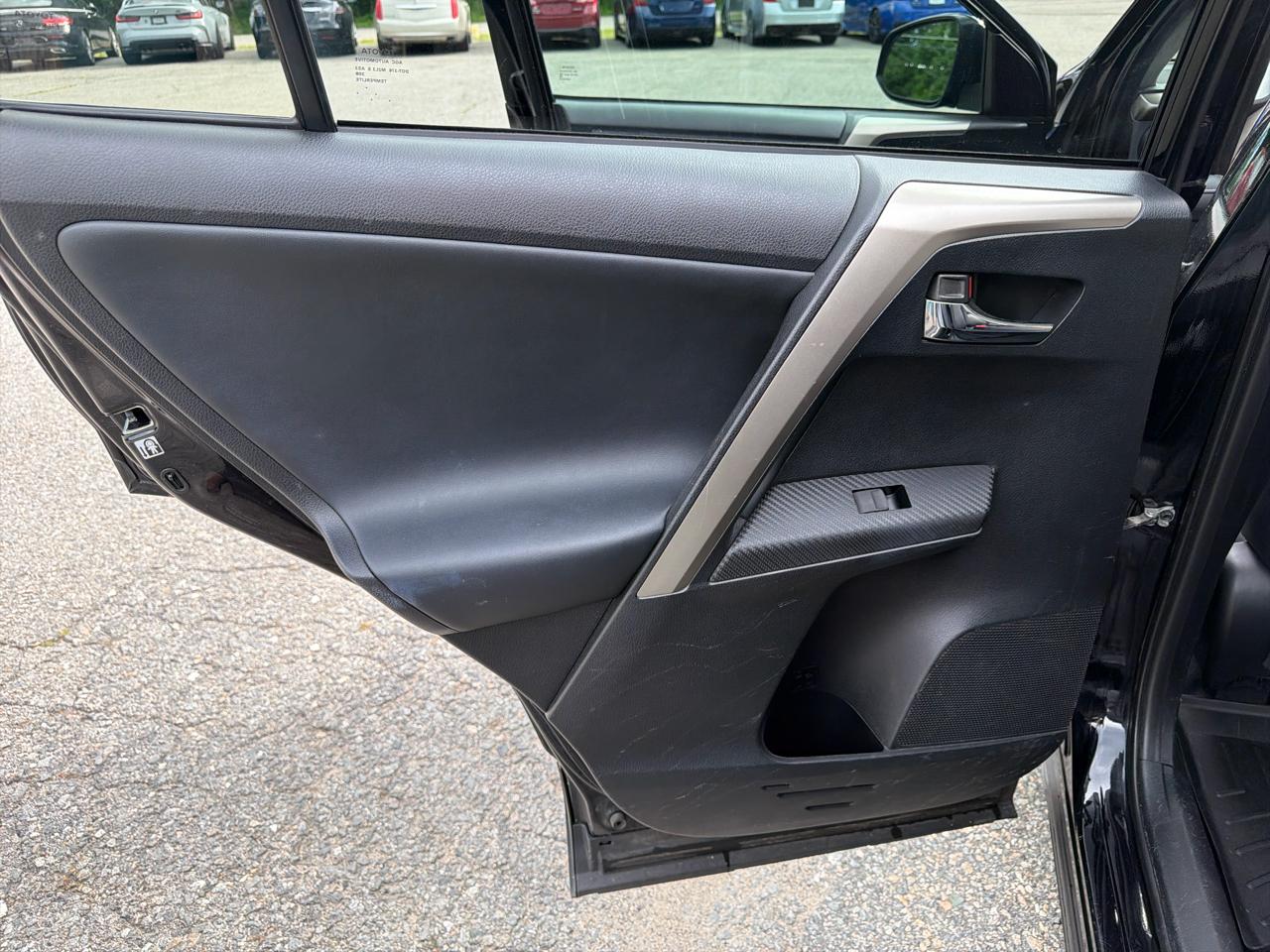Toyota RAV4 AWD 4dr Limited (Natl) 2015