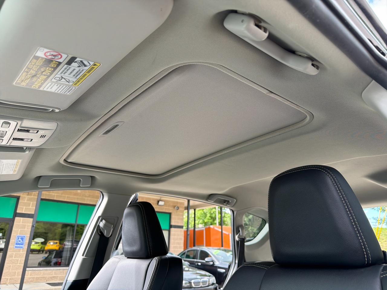 Toyota RAV4 AWD 4dr Limited (Natl) 2015