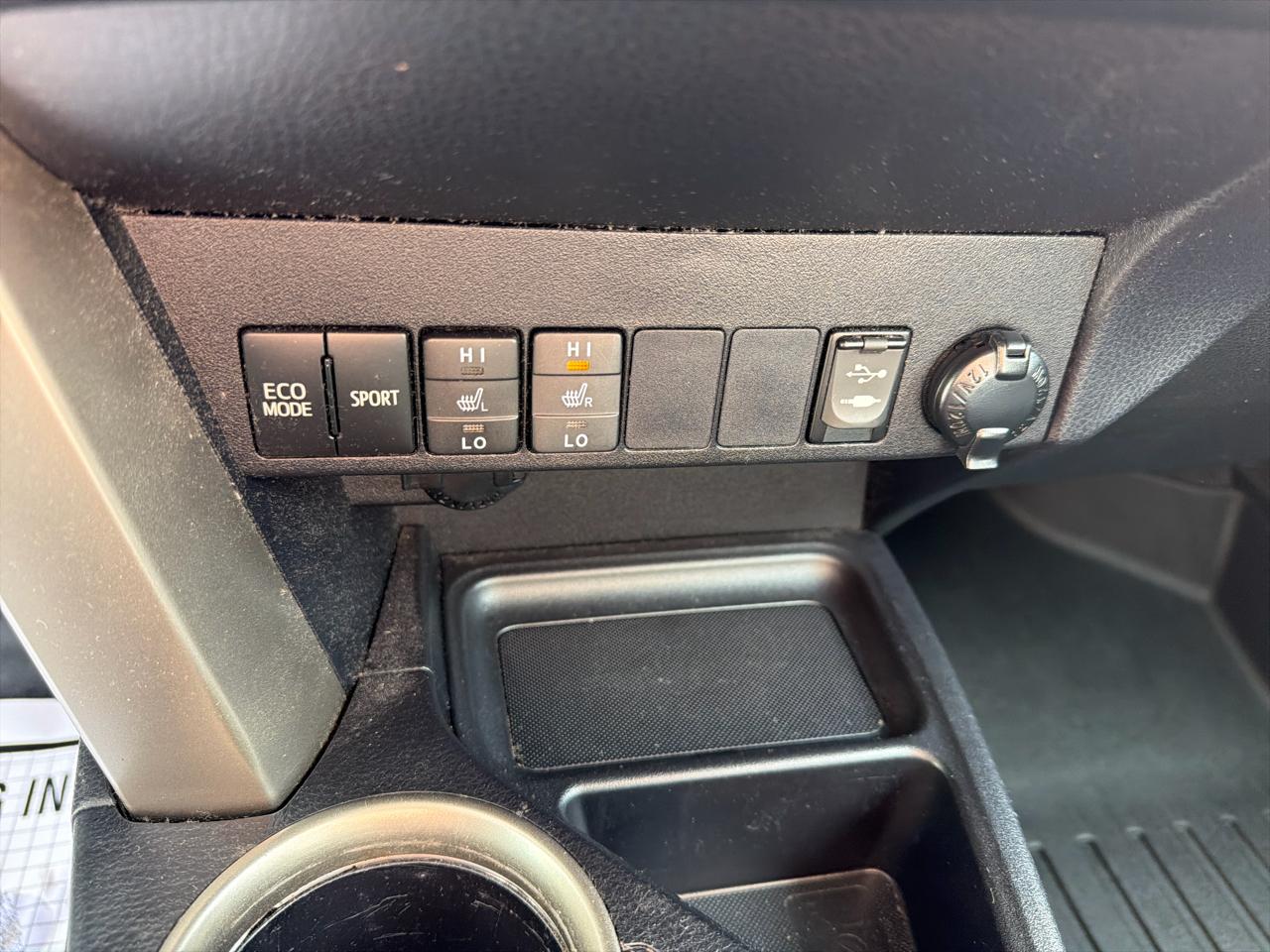 Toyota RAV4 AWD 4dr Limited (Natl) 2015