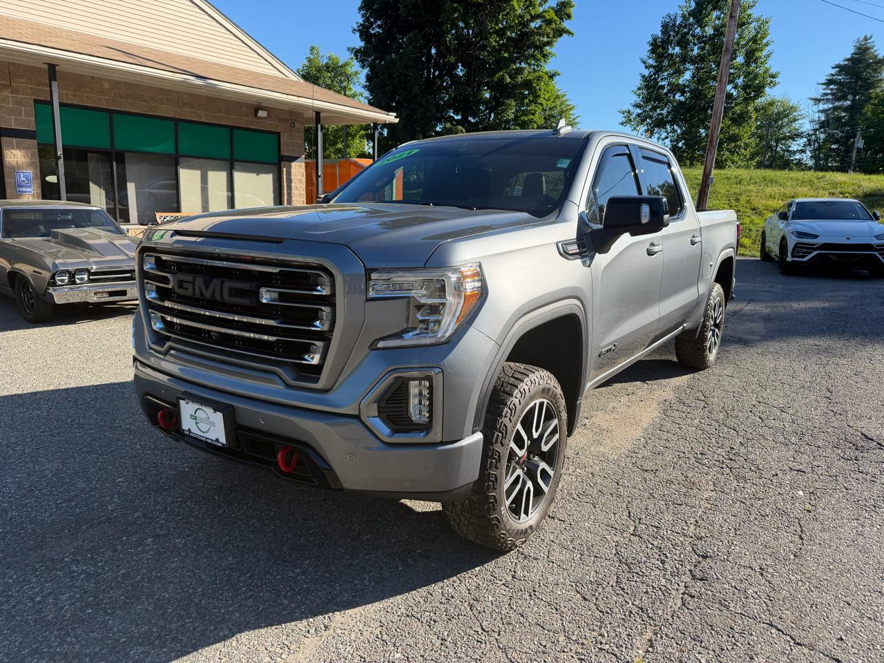 GMC Sierra 1500 4WD Crew Cab 147" AT4 2021