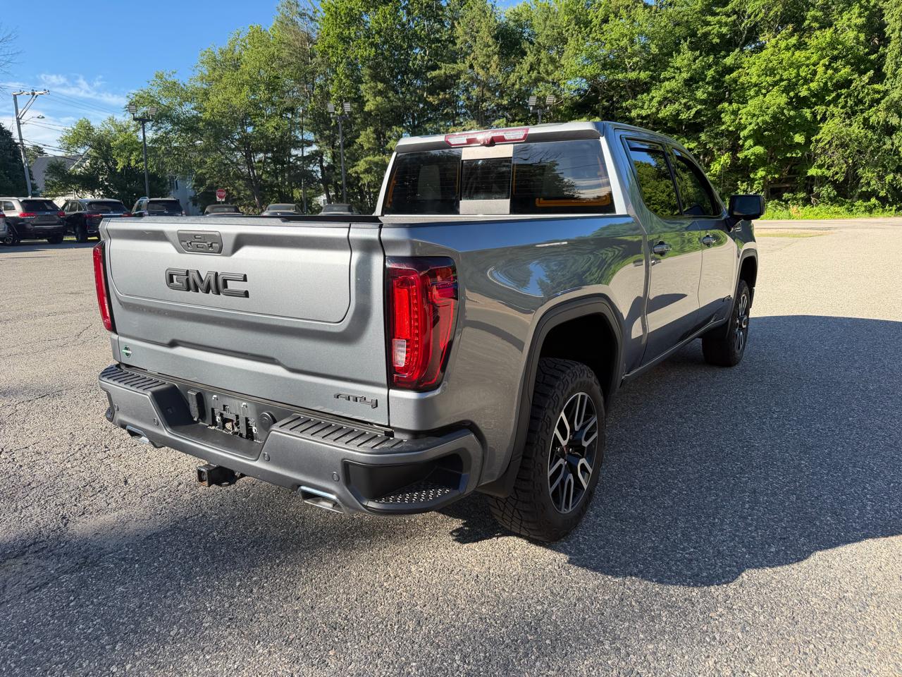 GMC Sierra 1500 4WD Crew Cab 147" AT4 2021