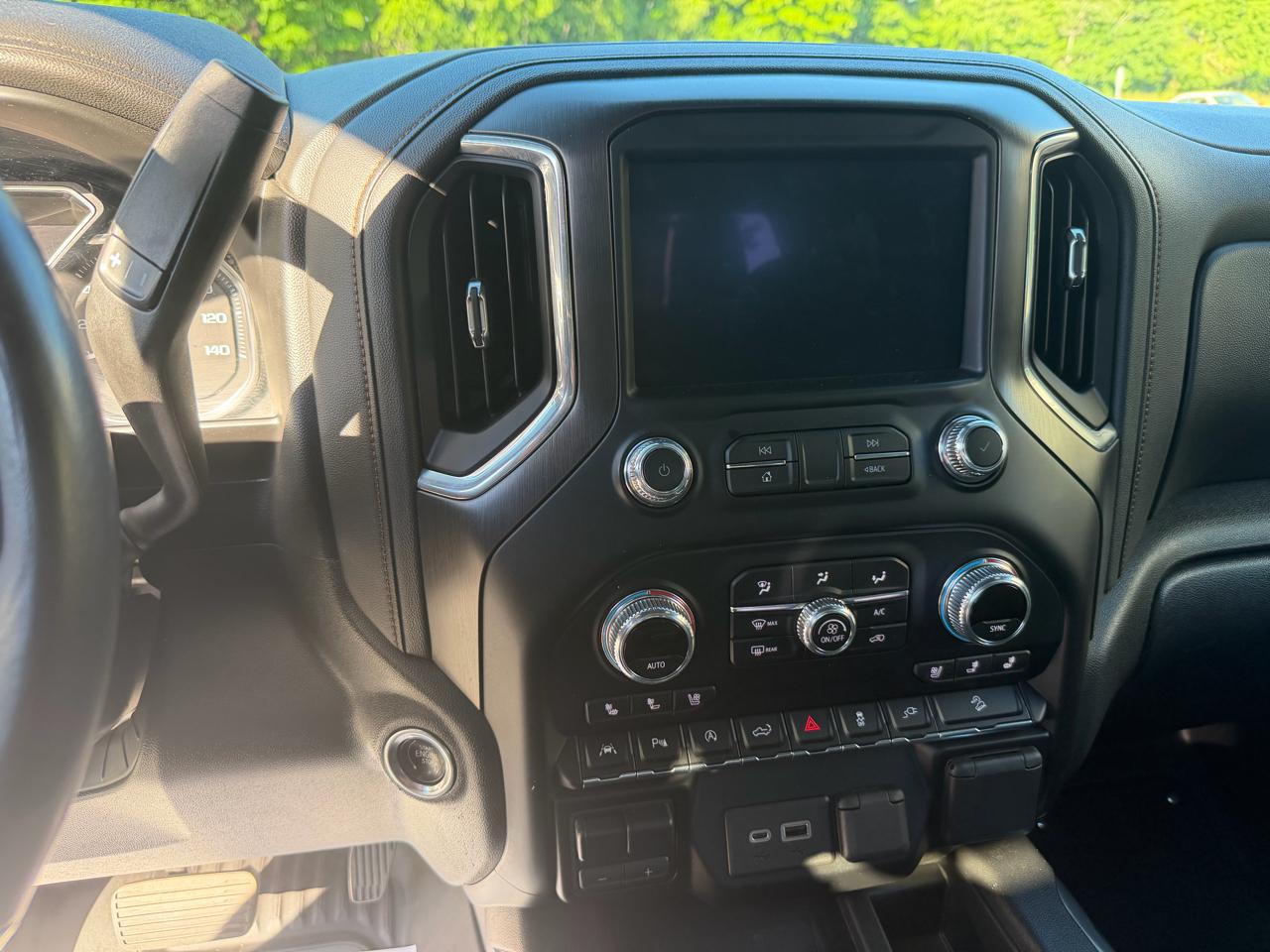 GMC Sierra 1500 4WD Crew Cab 147" AT4 2021