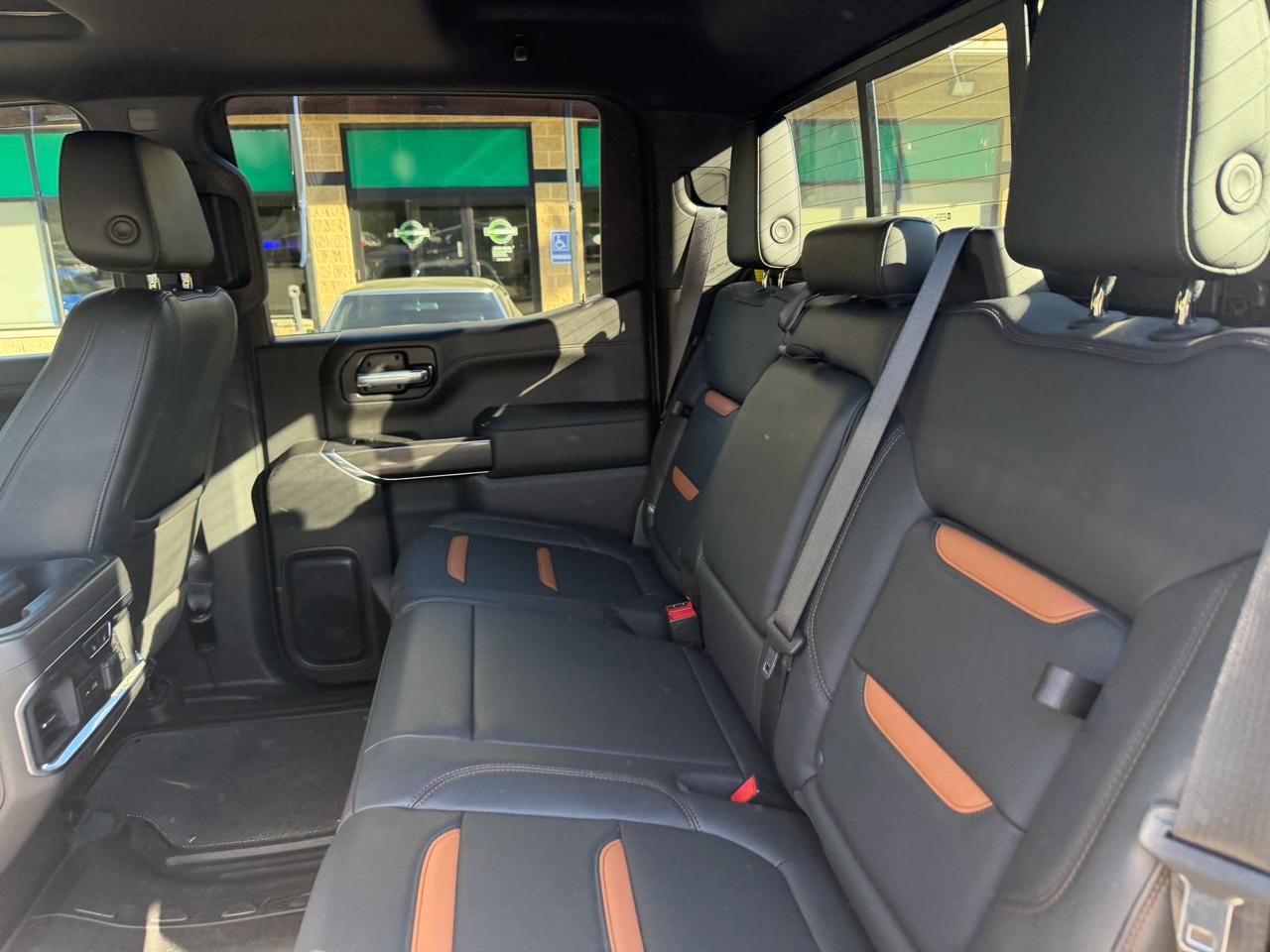 GMC Sierra 1500 4WD Crew Cab 147" AT4 2021