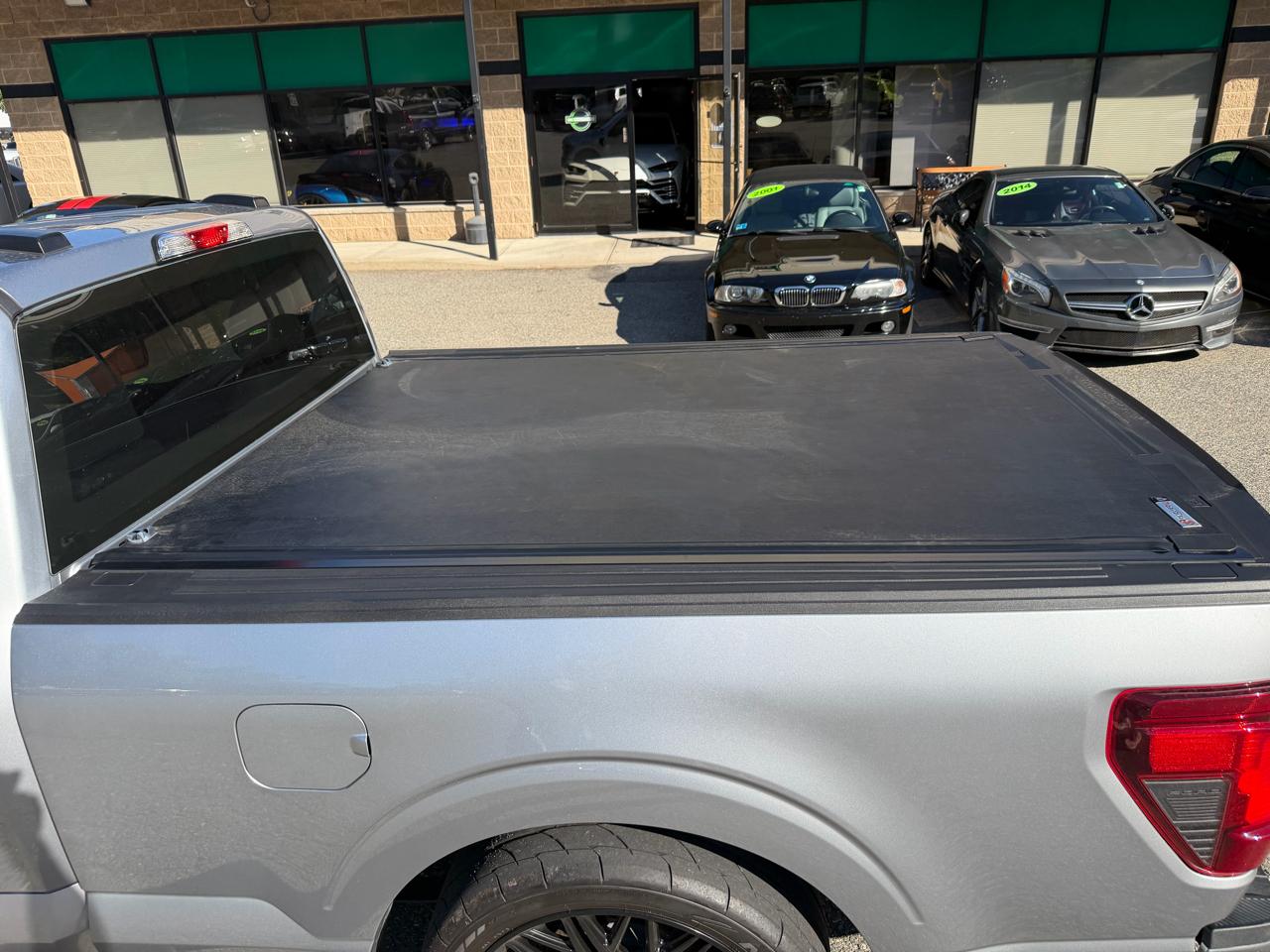 Ford F-150 Reg. Cab Short Bed 2WD 2024