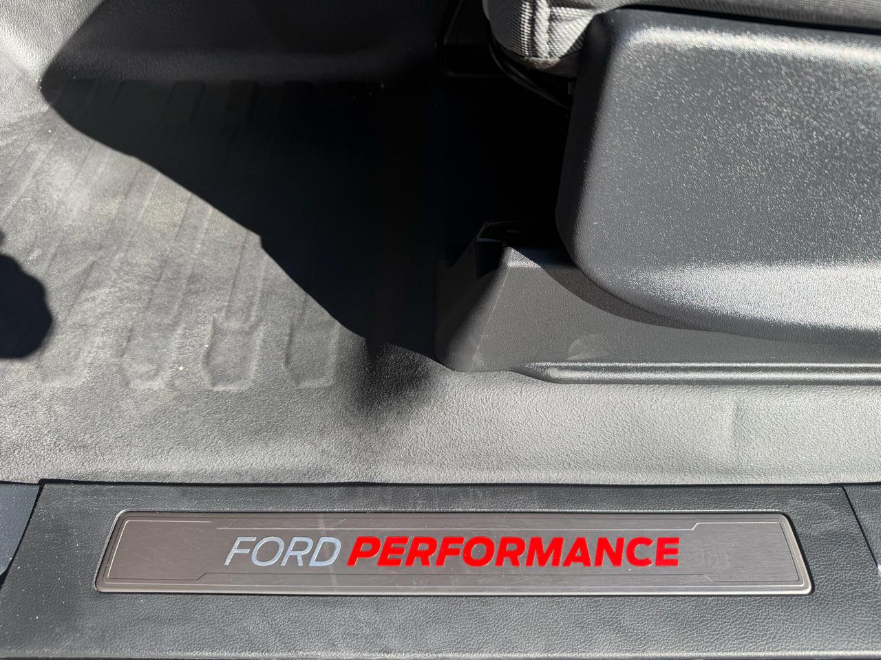 Ford F-150 Reg. Cab Short Bed 2WD 2024