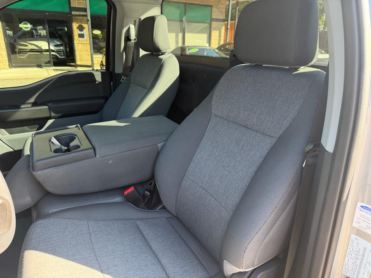 Ford F-150 Reg. Cab Short Bed 2WD 2024