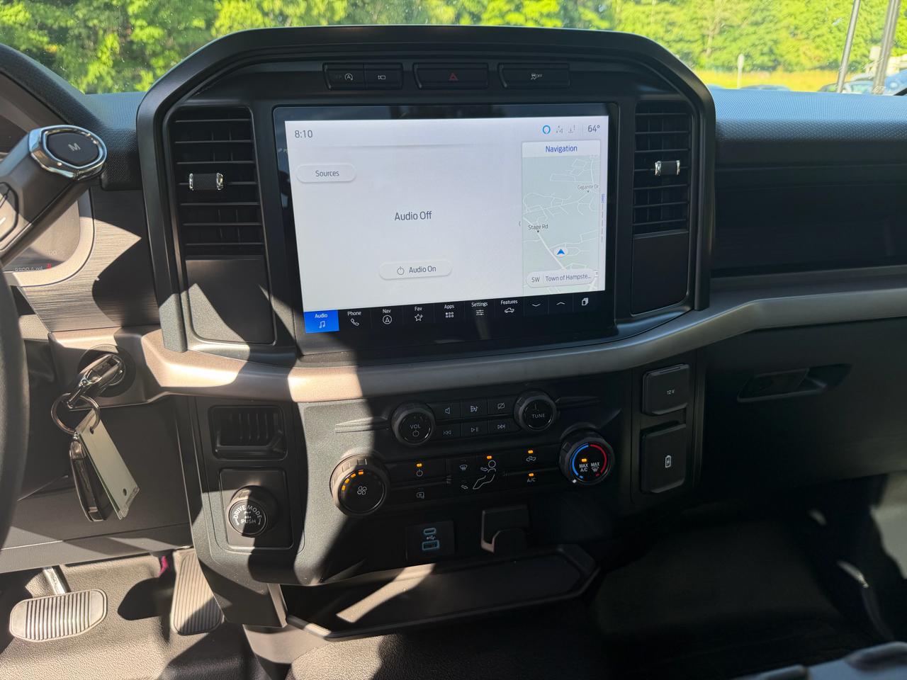 Ford F-150 Reg. Cab Short Bed 2WD 2024