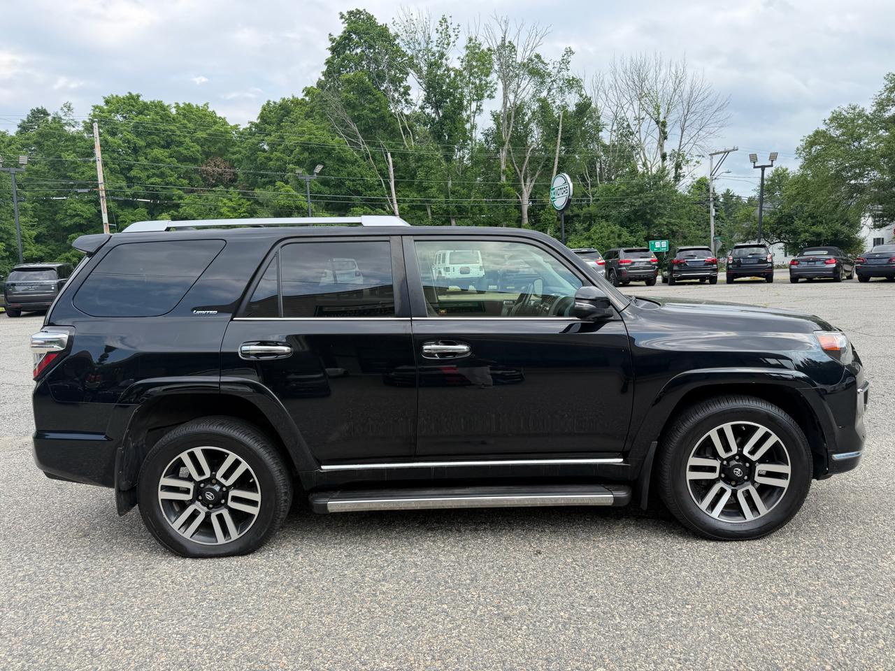 Toyota 4Runner 4dr Limited V6 Auto 4WD (Natl) 2017