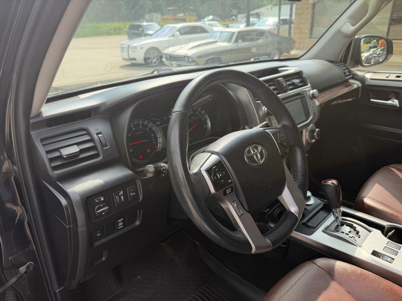 Toyota 4Runner 4dr Limited V6 Auto 4WD (Natl) 2017