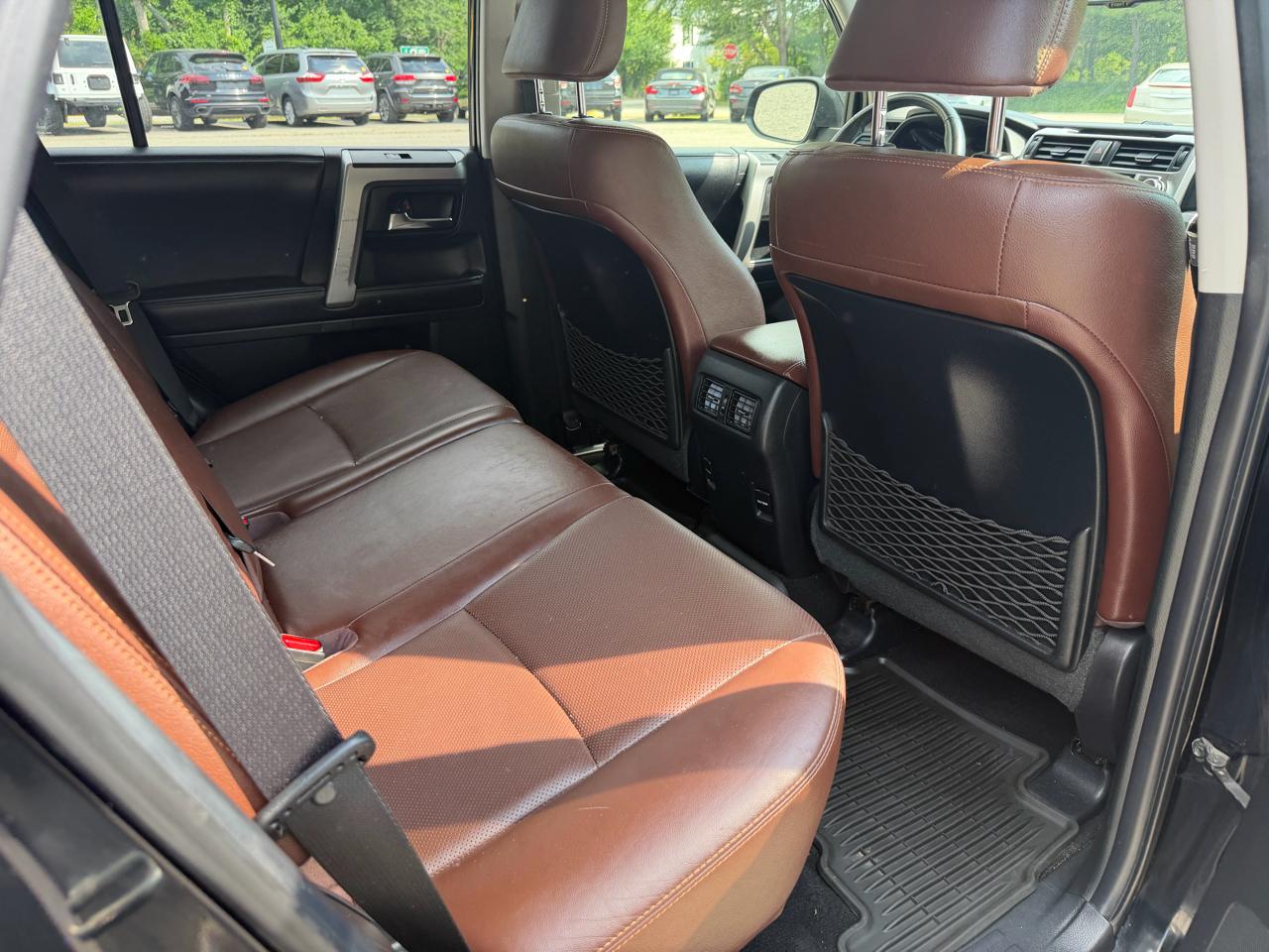 Toyota 4Runner 4dr Limited V6 Auto 4WD (Natl) 2017