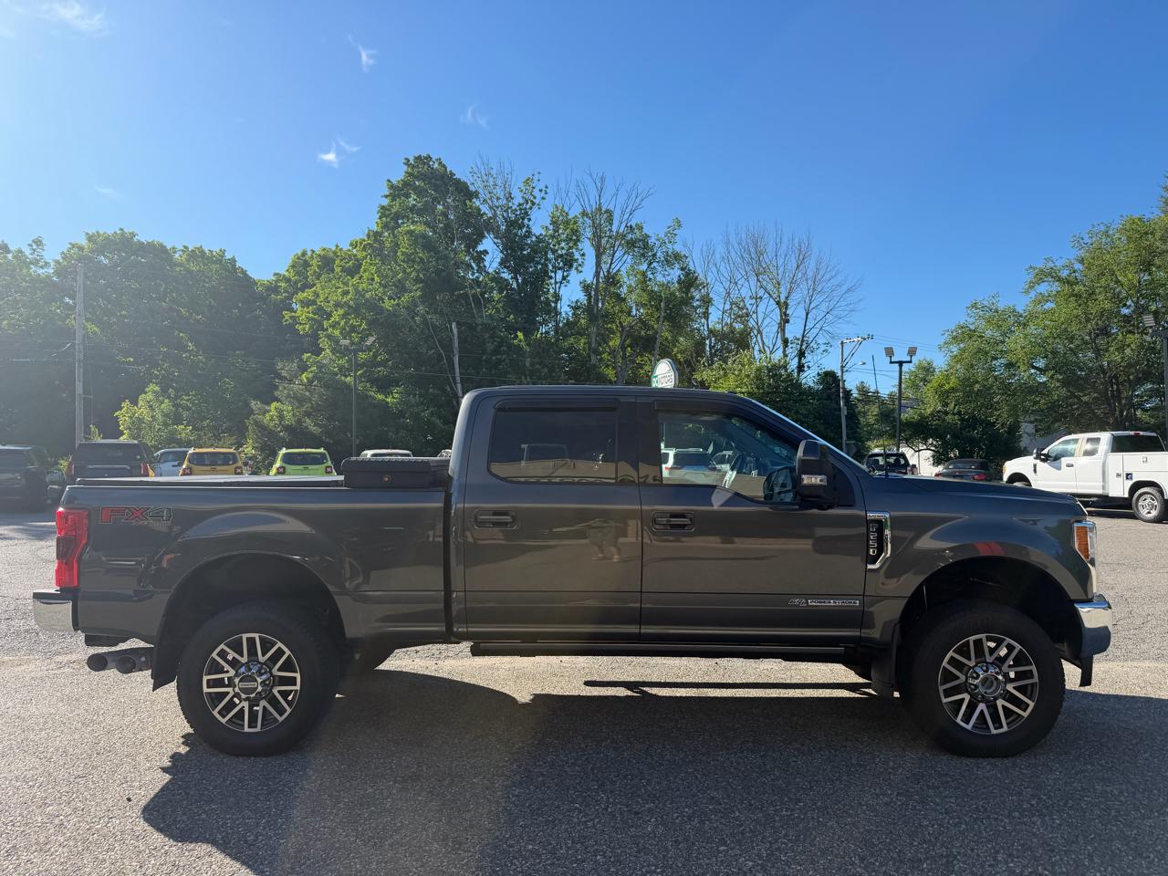 Ford Super Duty F-250 SRW Lariat 4WD Crew Cab 6.75' Box 2018