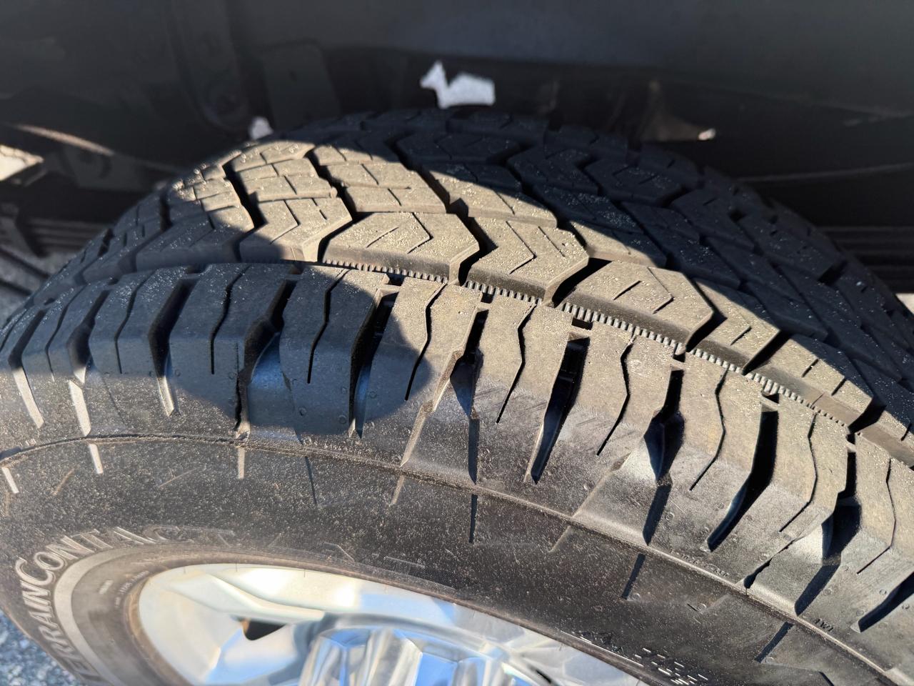Ford Super Duty F-350 SRW XL 4WD SuperCab 8' Box 2017
