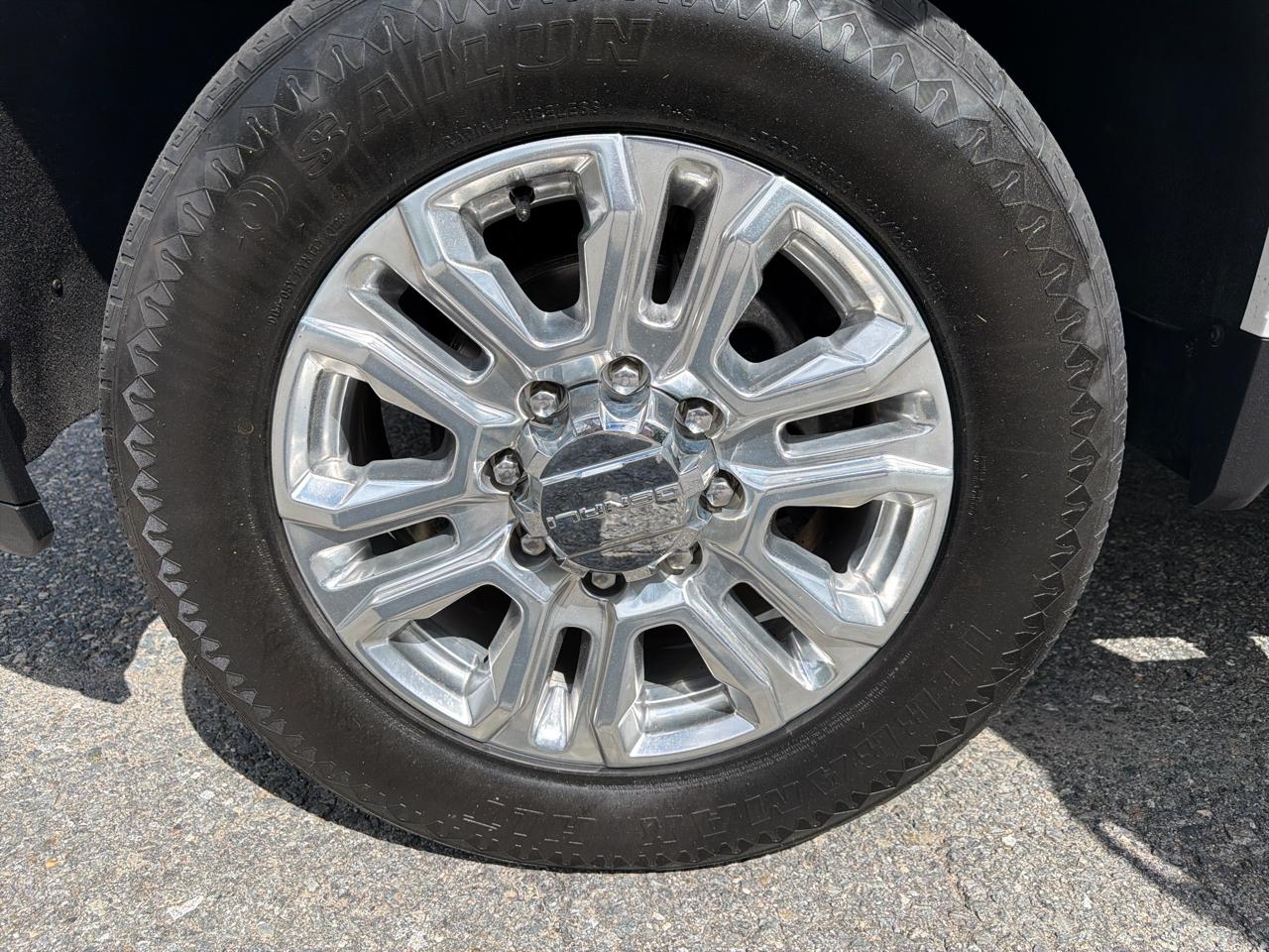 GMC Sierra 3500HD 4WD Crew Cab 159" Denali 2021