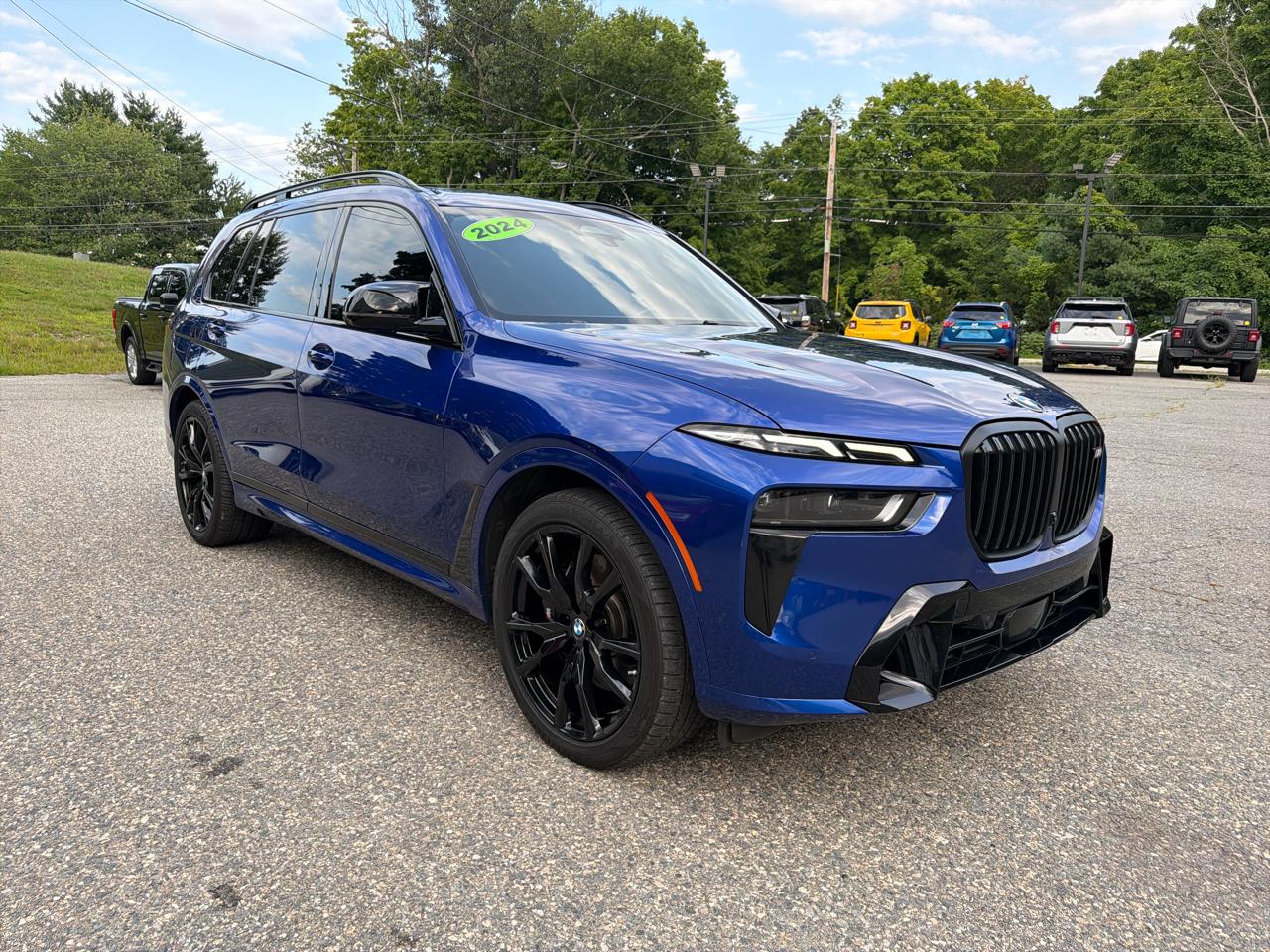 BMW X7 M60i Sports Activity Vehicle 2024