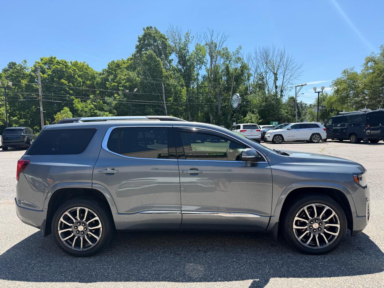 GMC Acadia AWD 4dr Denali 2022