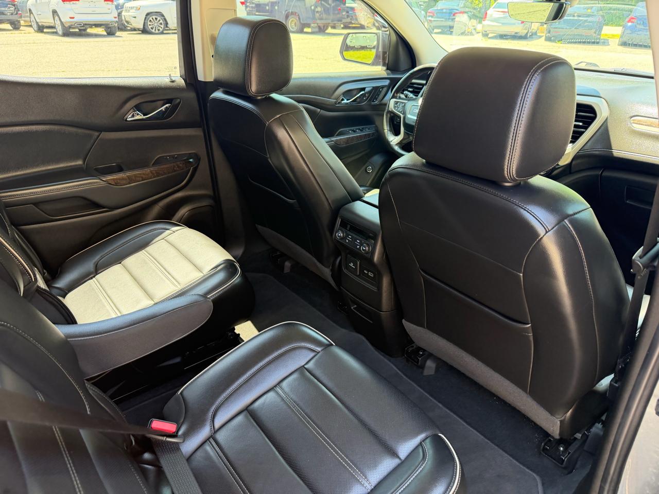 GMC Acadia AWD 4dr Denali 2022