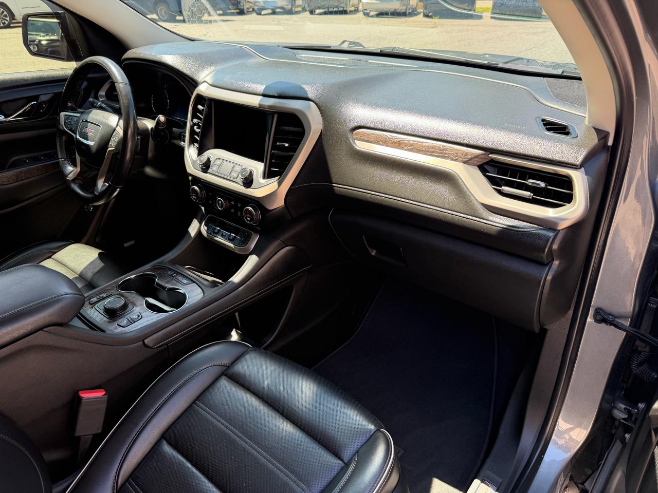 GMC Acadia AWD 4dr Denali 2022