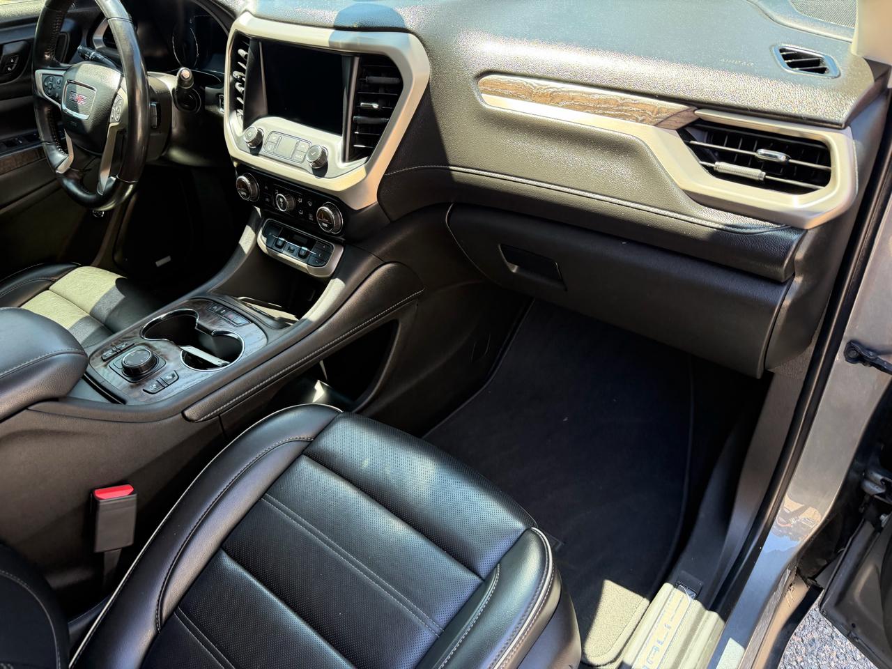 GMC Acadia AWD 4dr Denali 2022