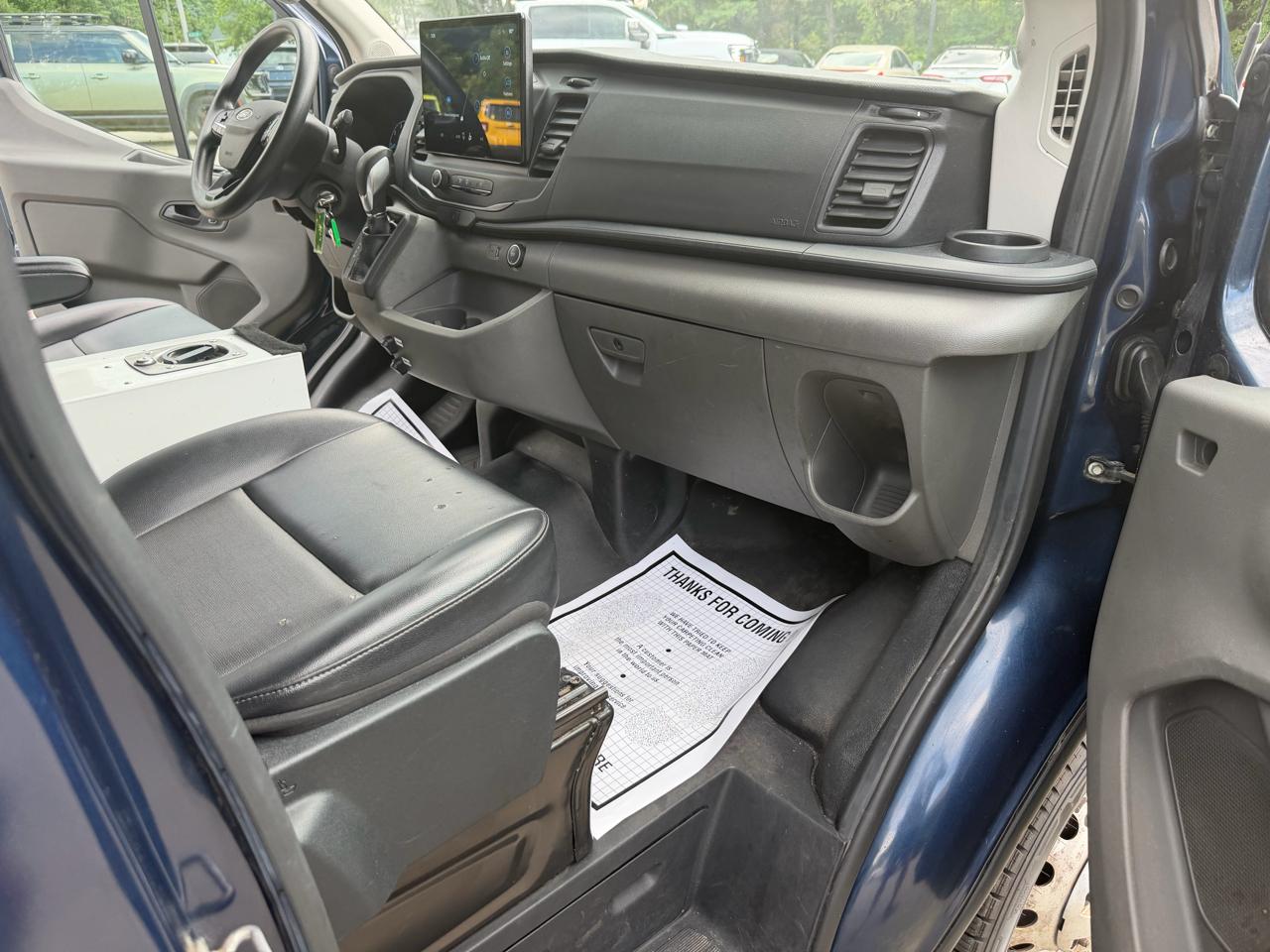Ford Transit Cutaway T-350 RWD DRW 138" WB 9950 GVWR 2022