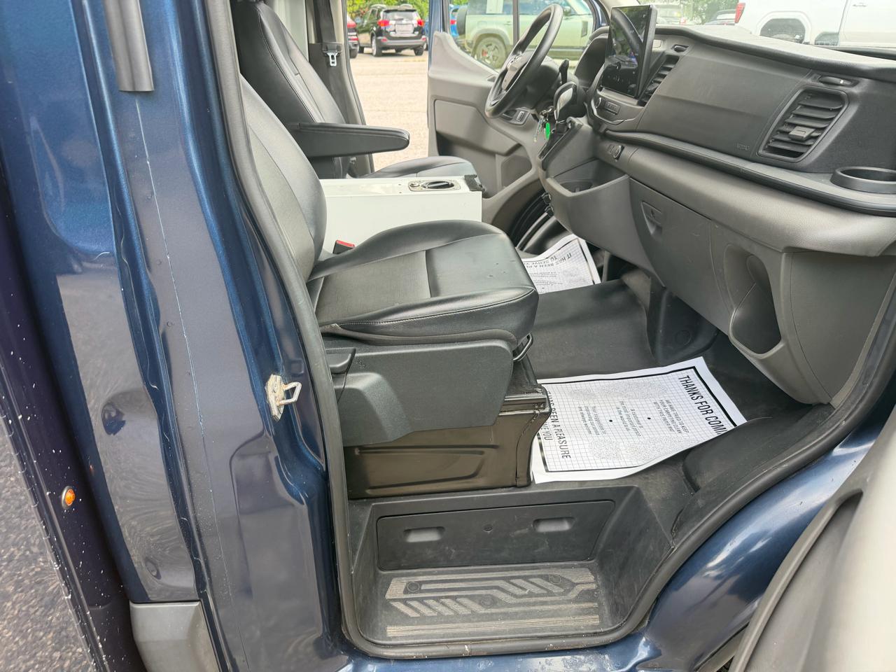 Ford Transit Cutaway T-350 RWD DRW 138" WB 9950 GVWR 2022