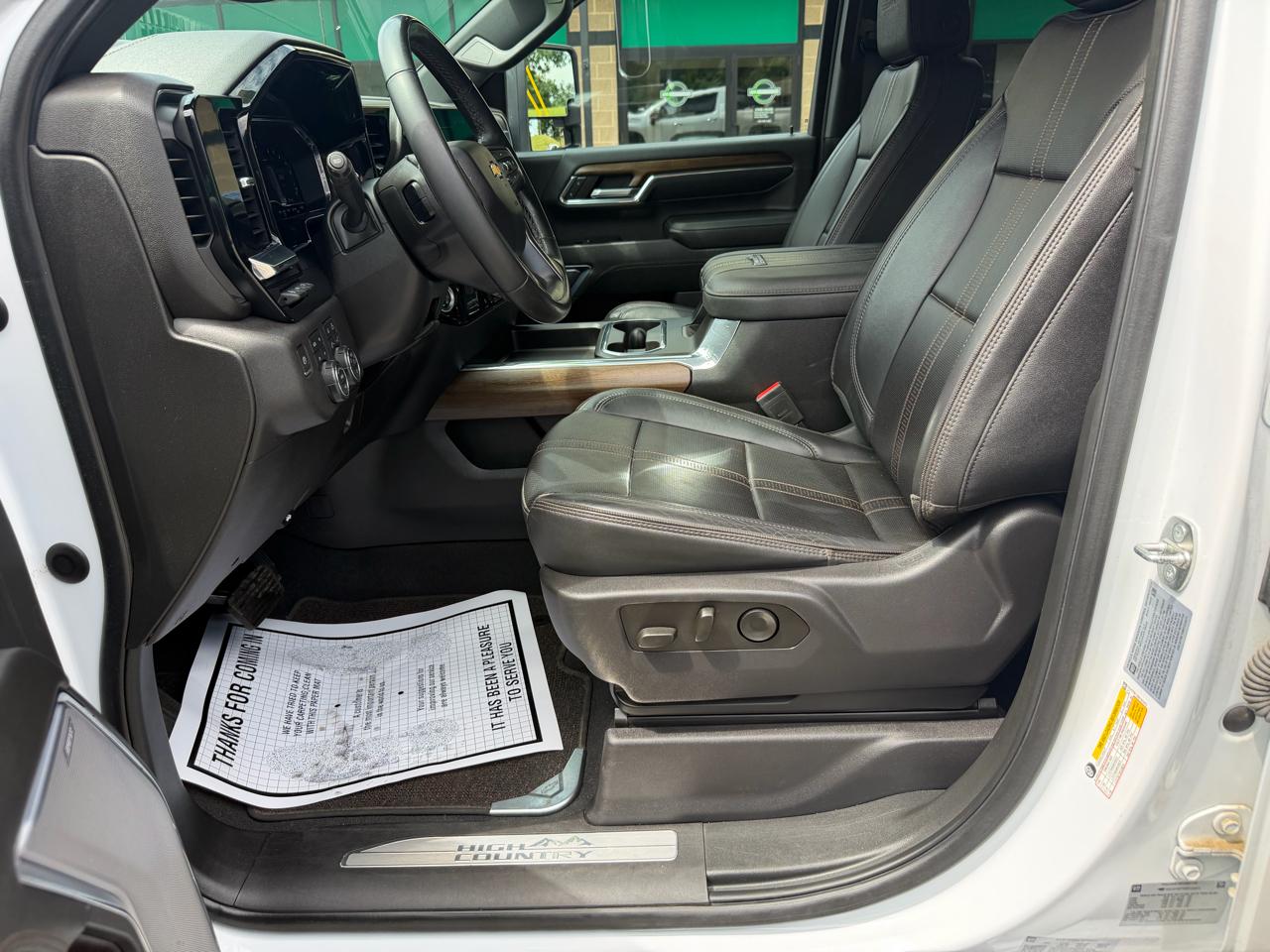 Chevrolet Silverado 2500HD 4WD Crew Cab 159" High Country 2024
