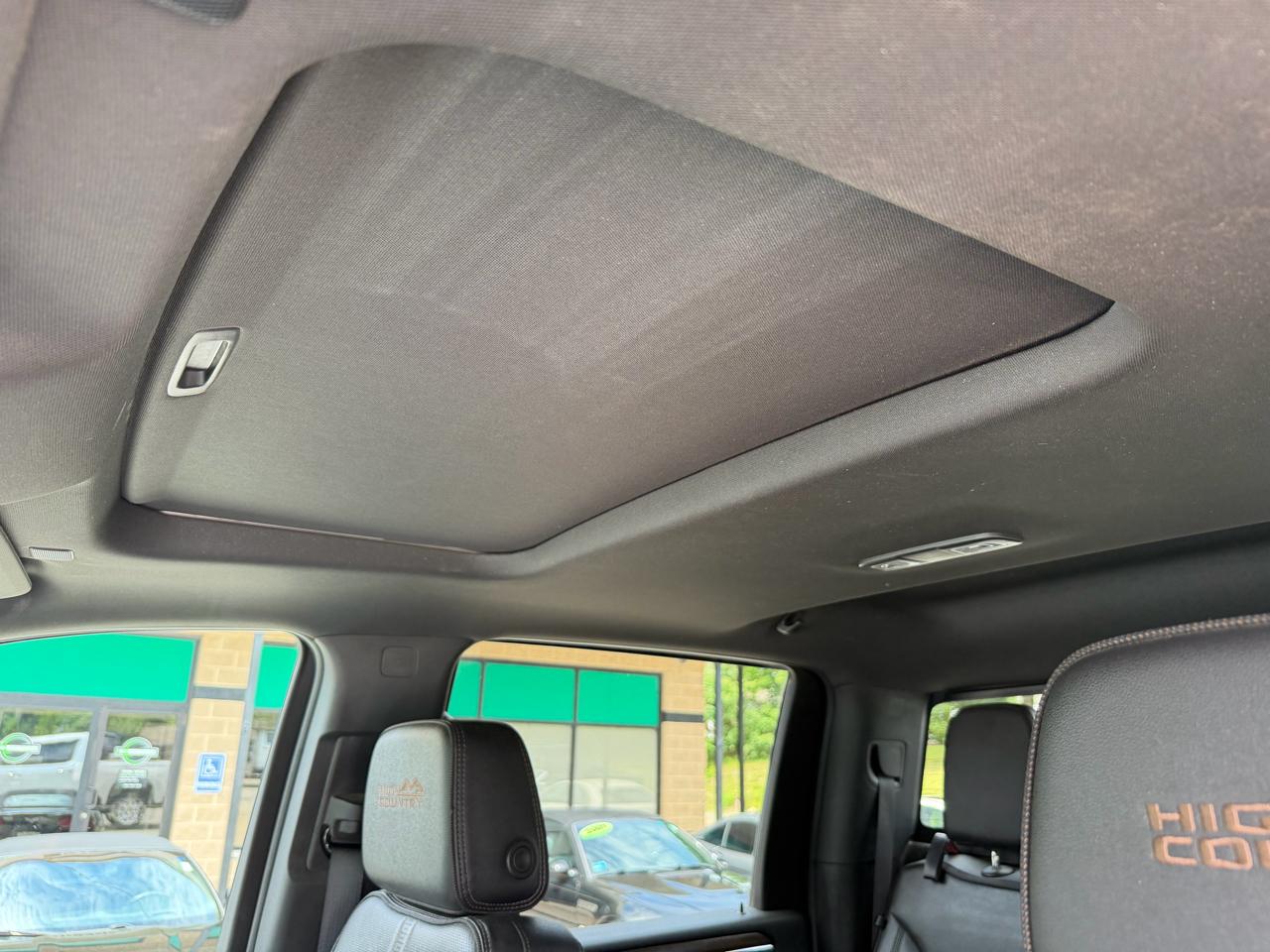 Chevrolet Silverado 2500HD 4WD Crew Cab 159" High Country 2024