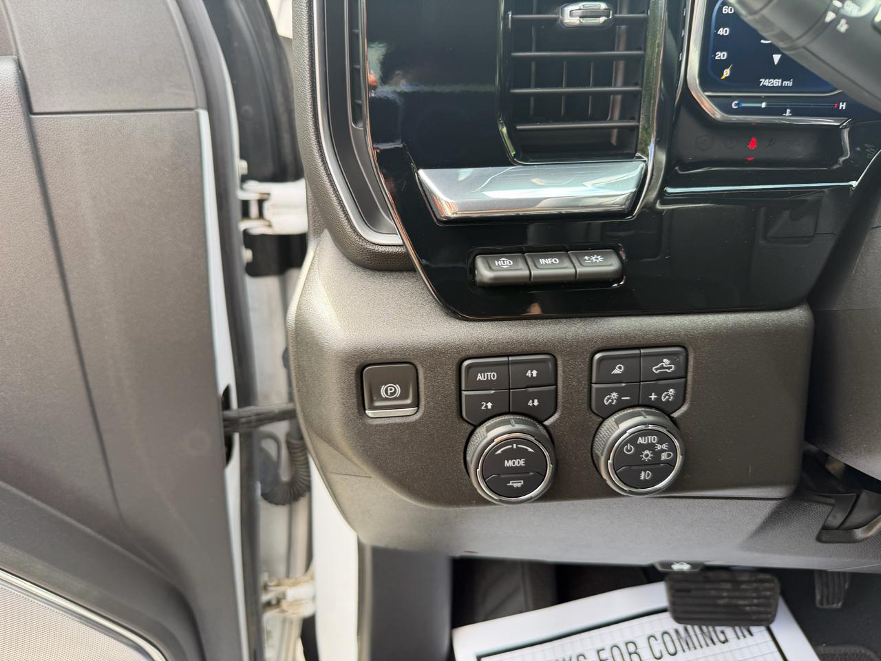 Chevrolet Silverado 2500HD 4WD Crew Cab 159" High Country 2024