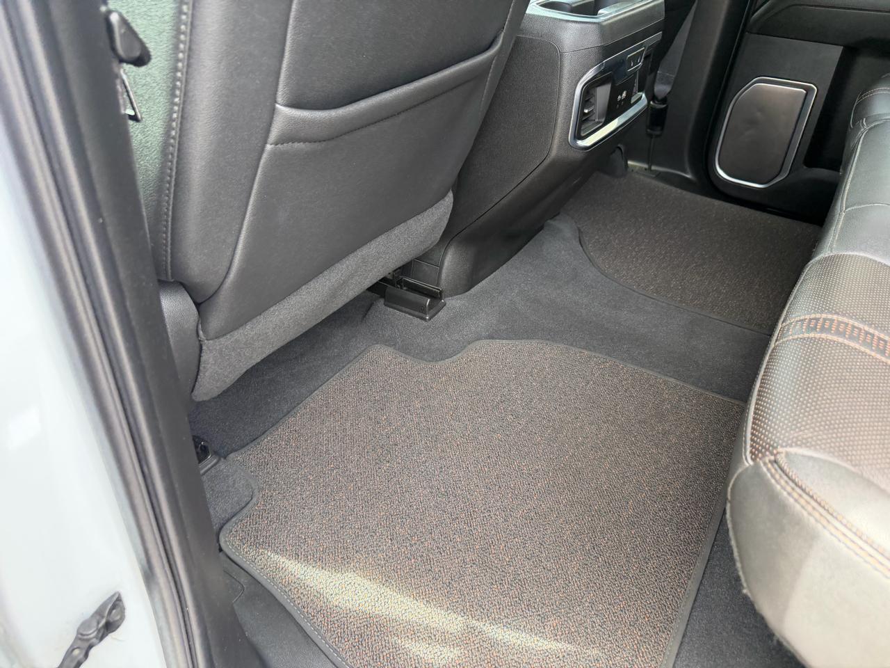 Chevrolet Silverado 2500HD 4WD Crew Cab 159" High Country 2024