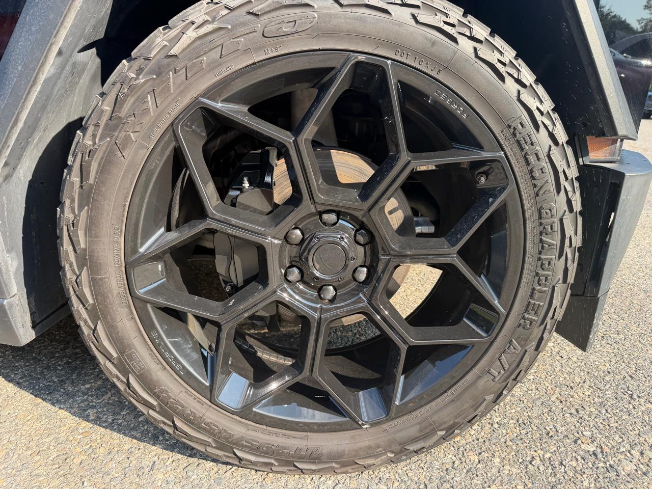 Tesla Cybertruck AWD 2024