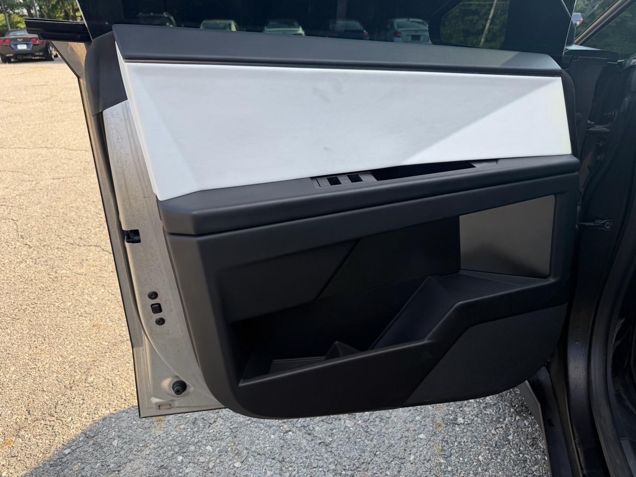 Tesla Cybertruck AWD 2024