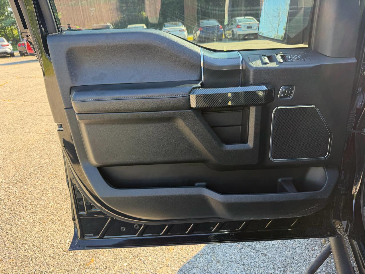 Ford F-150 Lariat 4WD SuperCrew 5.5' Box 2018