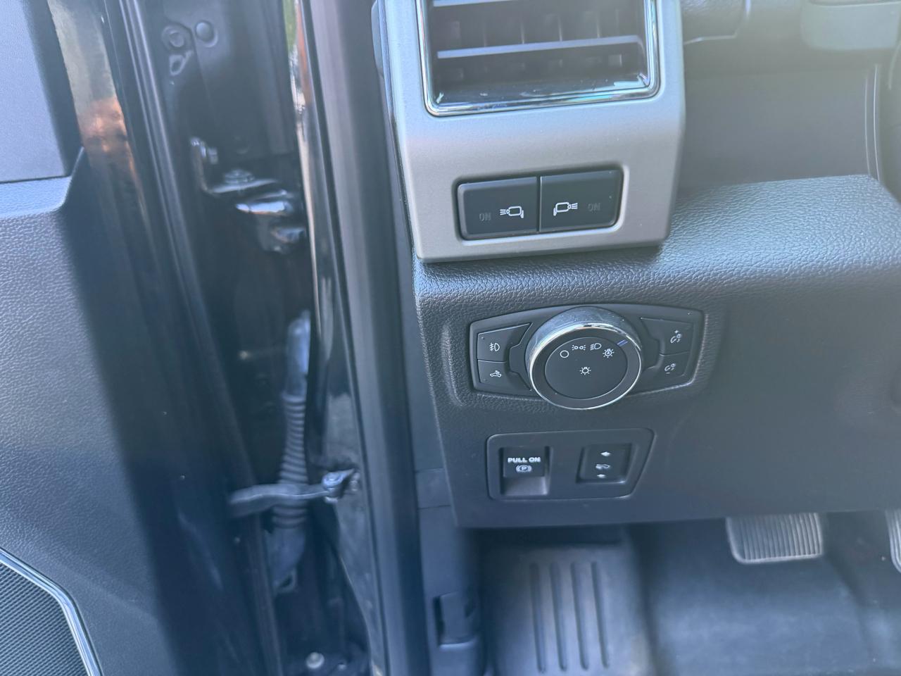 Ford F-150 Lariat 4WD SuperCrew 5.5' Box 2018