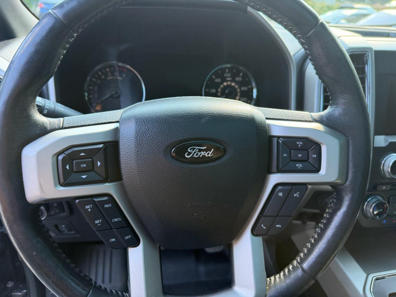 Ford F-150 Lariat 4WD SuperCrew 5.5' Box 2018