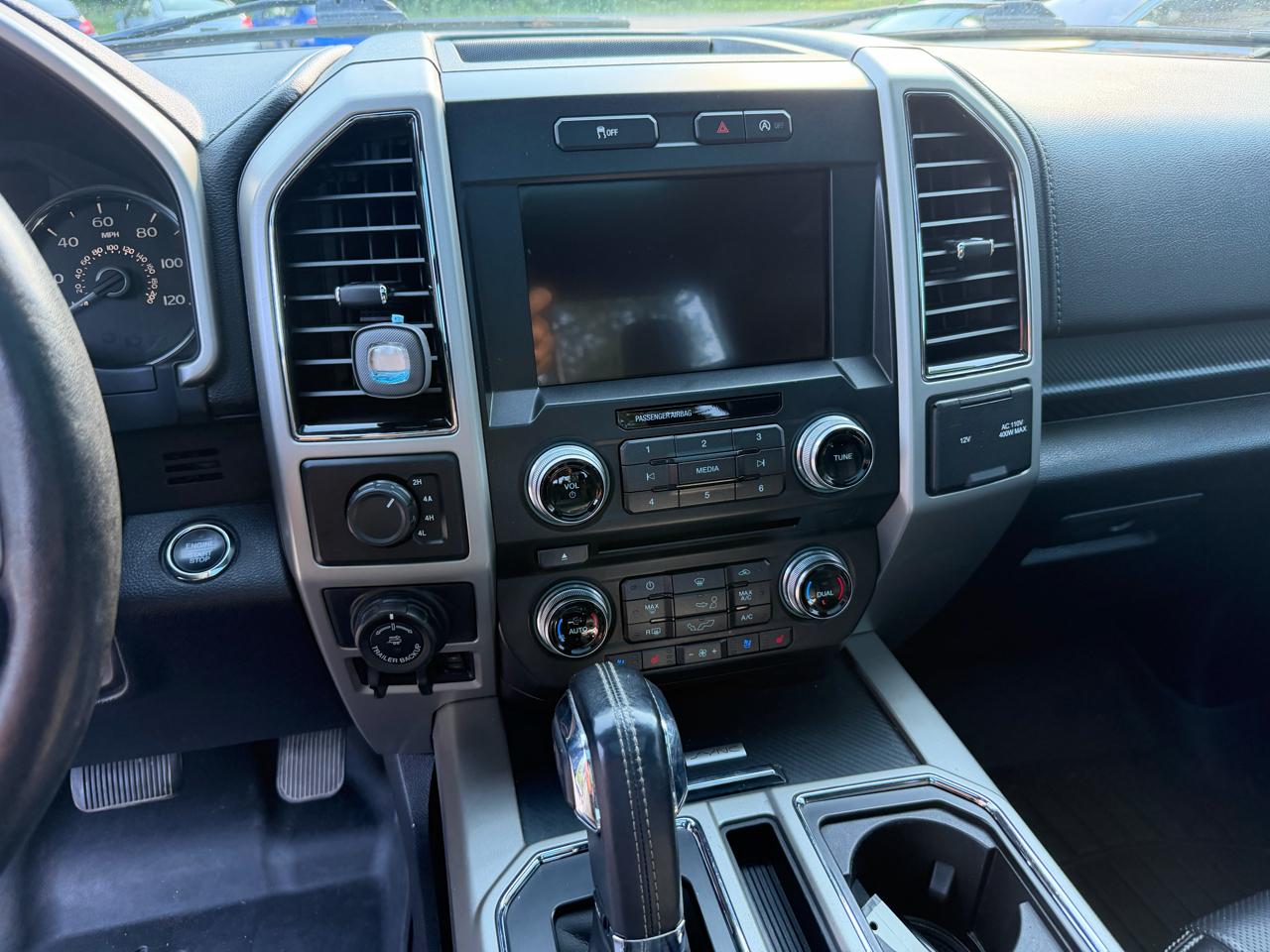 Ford F-150 Lariat 4WD SuperCrew 5.5' Box 2018