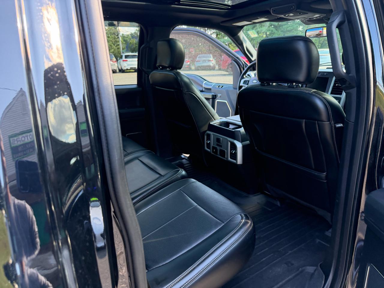 Ford F-150 Lariat 4WD SuperCrew 5.5' Box 2018