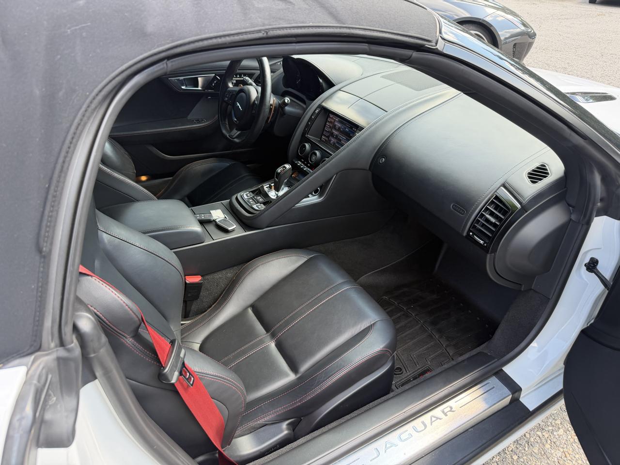 Jaguar F-Type 2dr Conv V6 S 2014