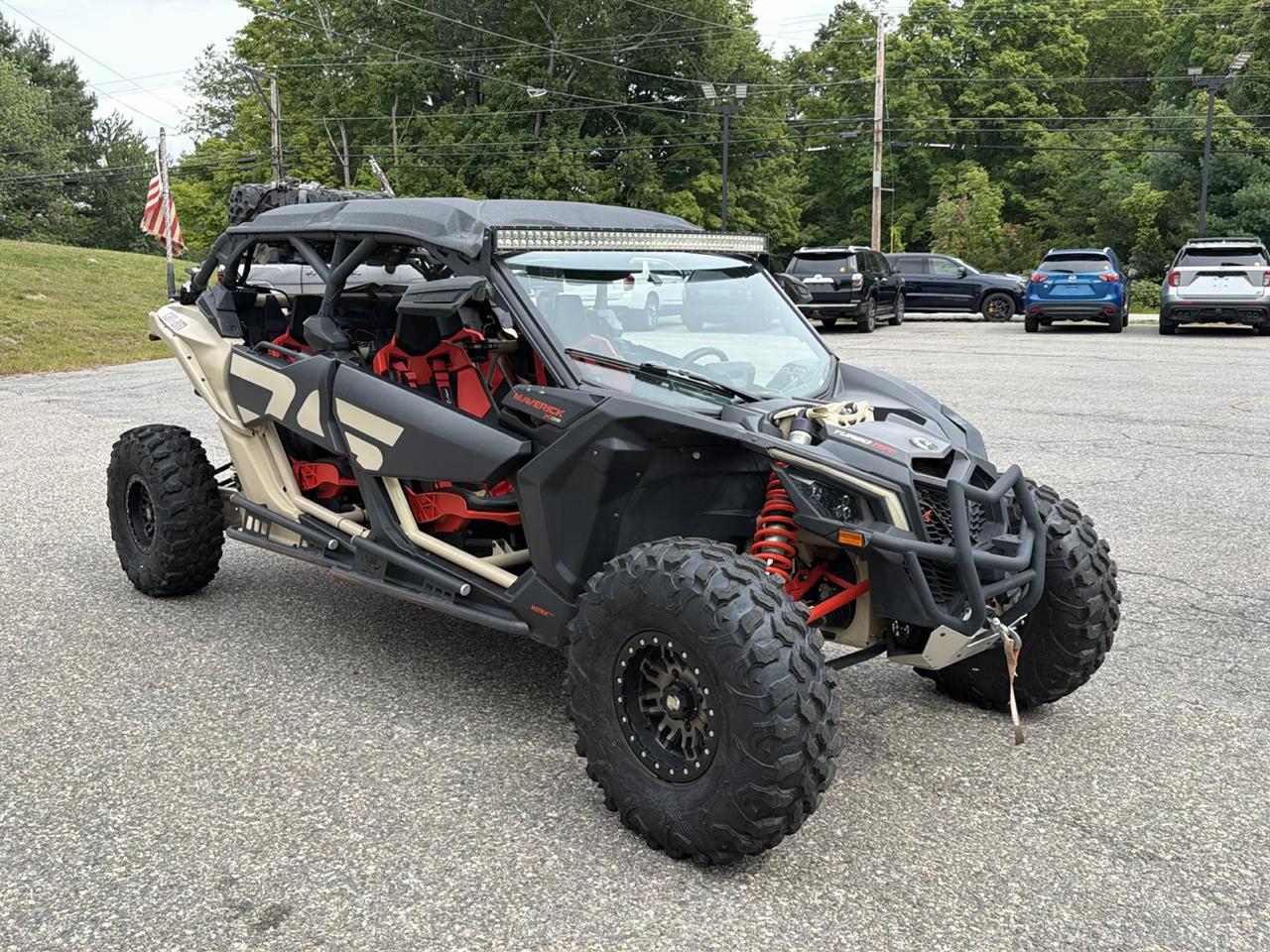 Can-Am Maverick Max X DS Turbo R  2022