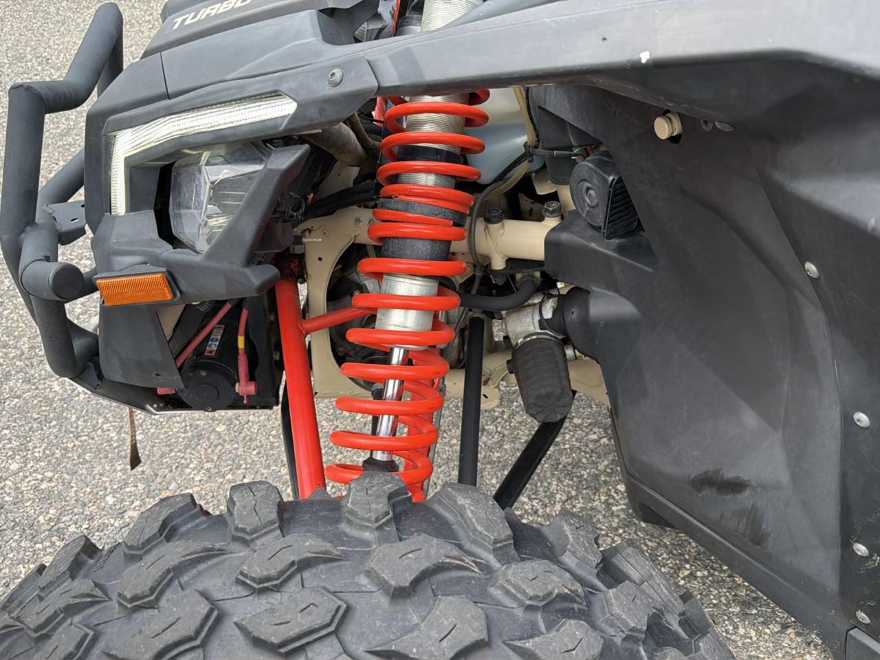 Can-Am Maverick Max X DS Turbo R  2022