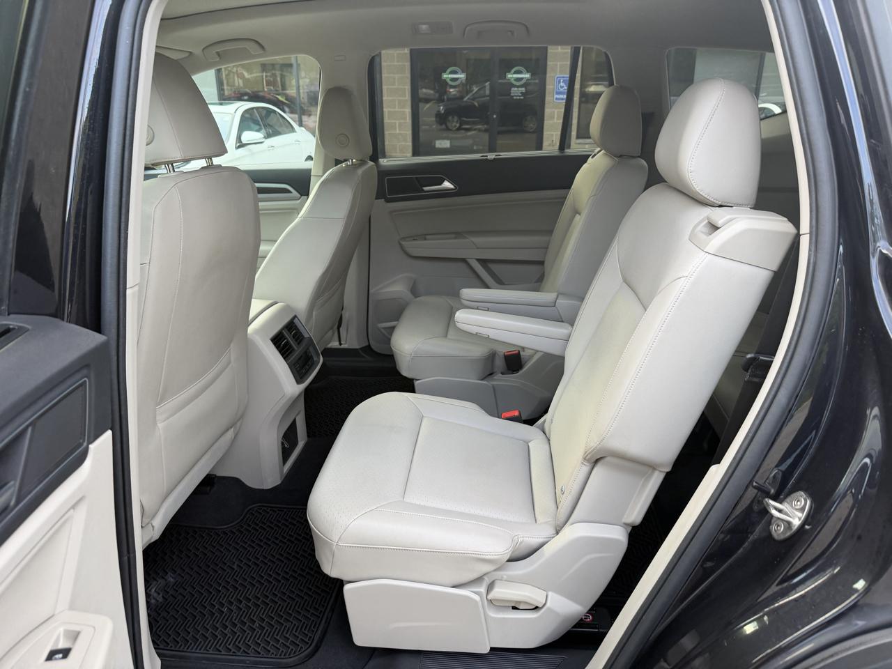 Volkswagen Atlas 3.6L V6 SE w/Technology 4MOTION 2019