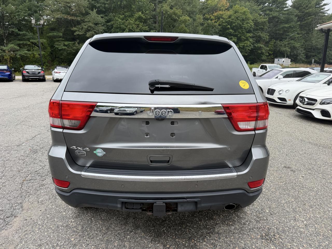 Jeep Grand Cherokee 4WD 4dr Overland 2012