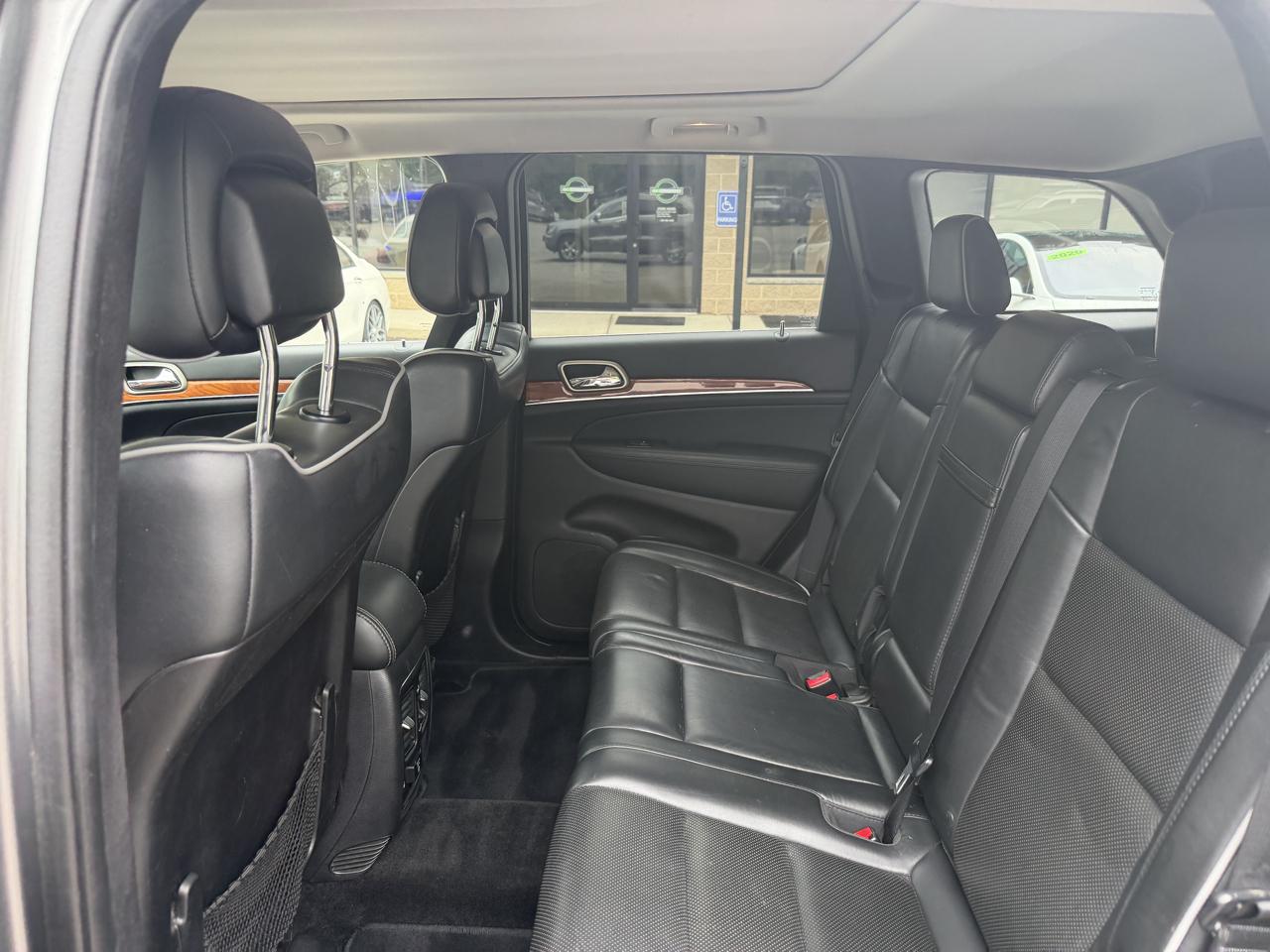 Jeep Grand Cherokee 4WD 4dr Overland 2012