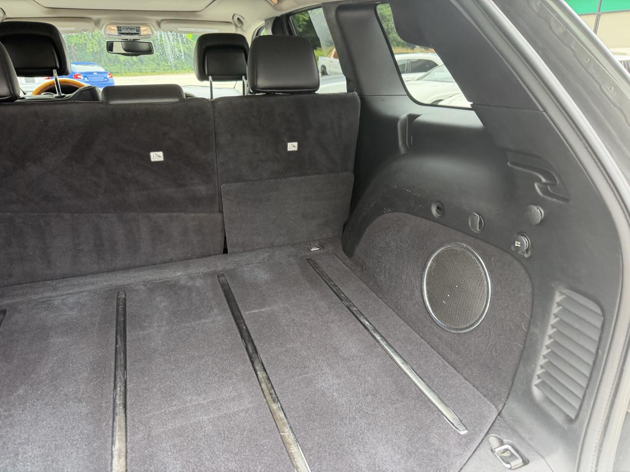 Jeep Grand Cherokee 4WD 4dr Overland 2012
