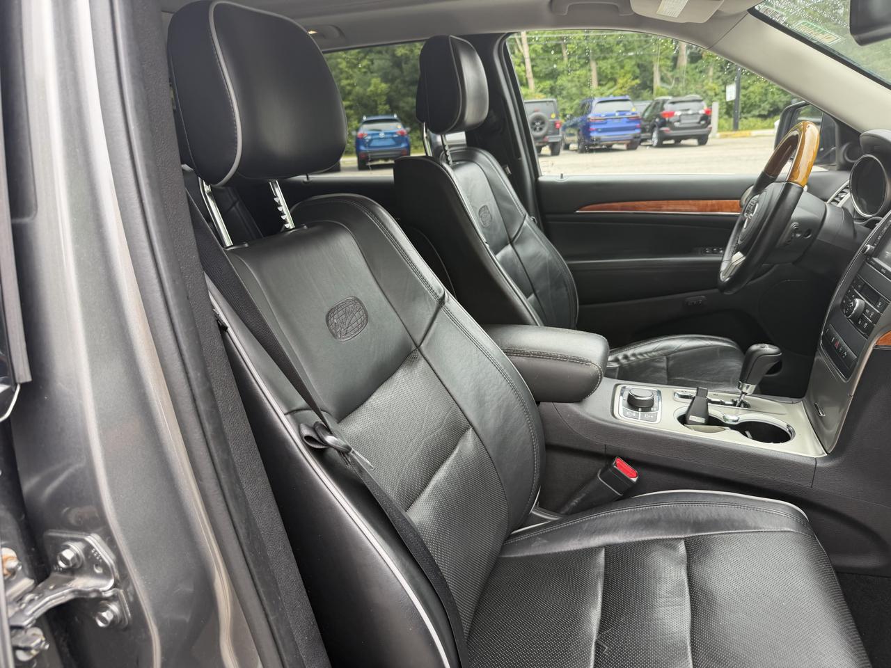 Jeep Grand Cherokee 4WD 4dr Overland 2012