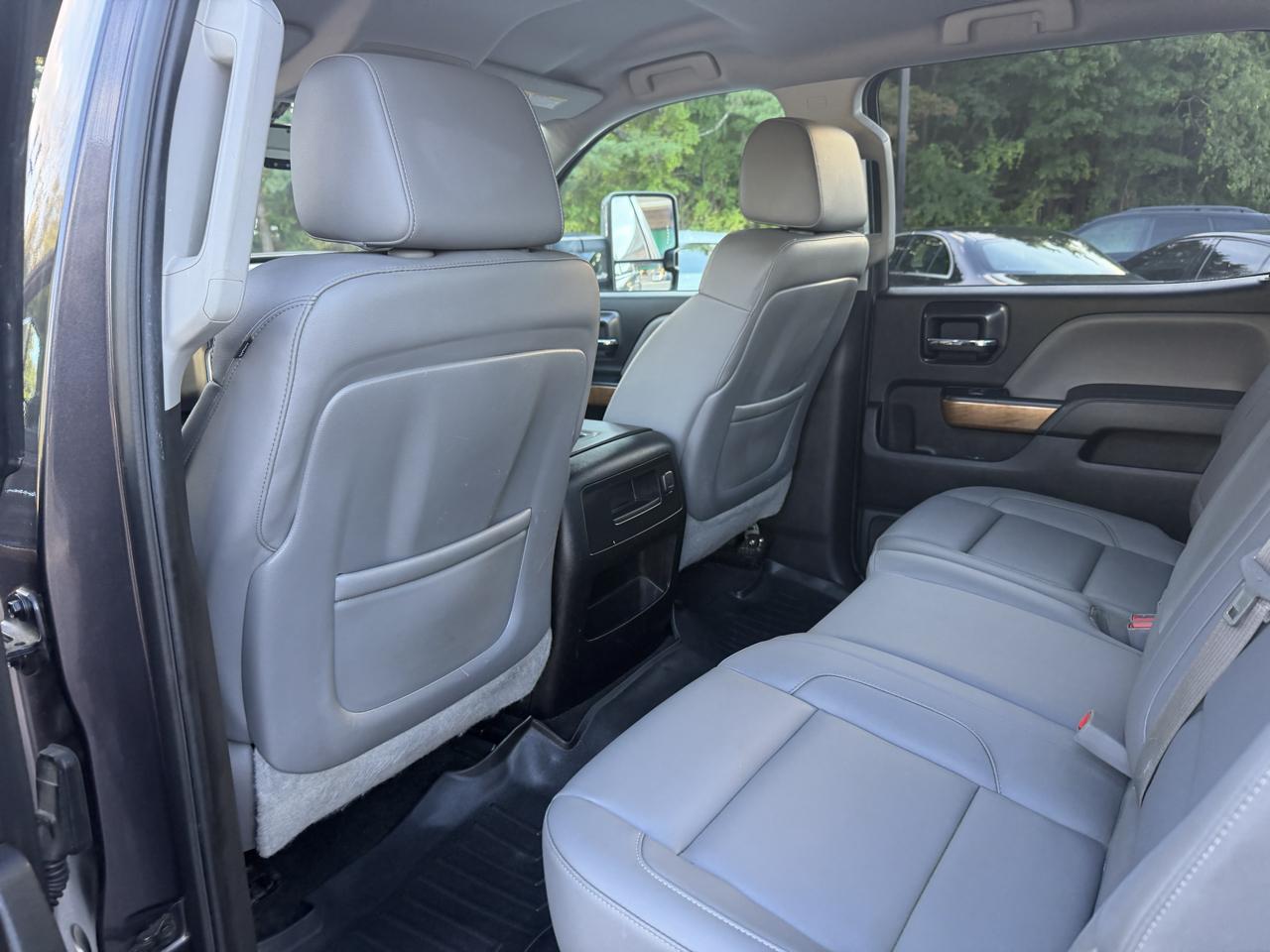 Chevrolet Silverado 2500HD Built After Aug 14 4WD Crew Cab 153.7" LTZ 2015