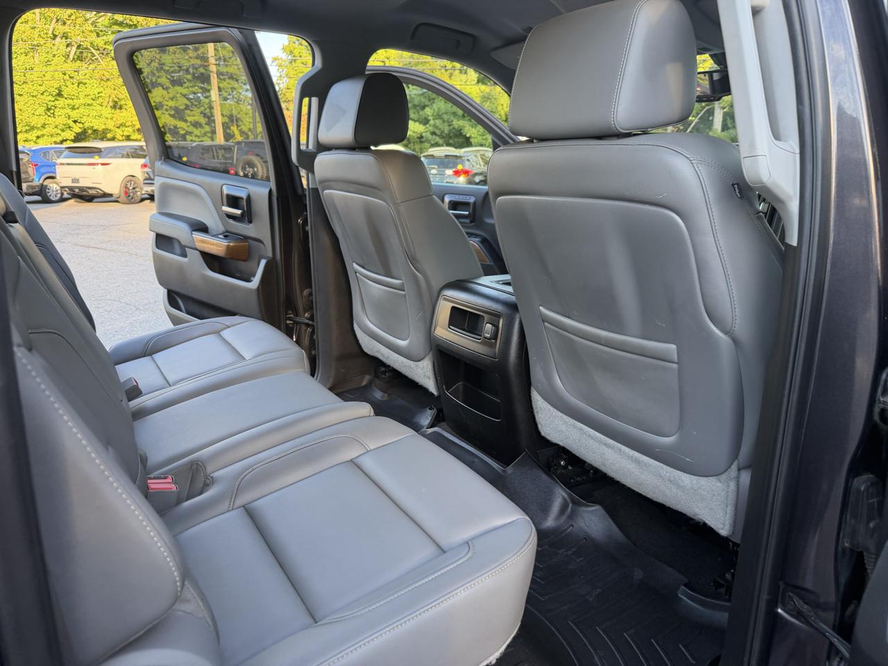 Chevrolet Silverado 2500HD Built After Aug 14 4WD Crew Cab 153.7" LTZ 2015